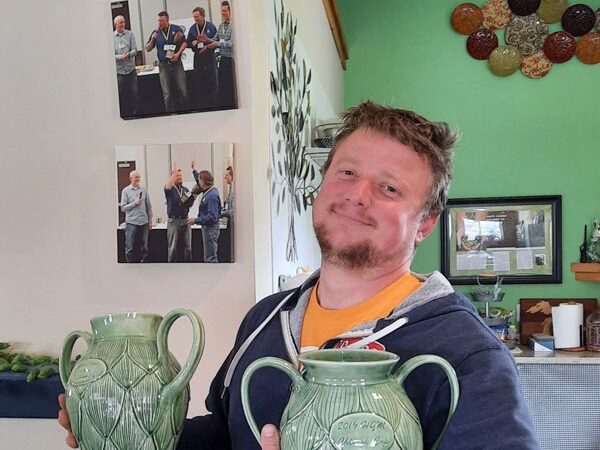 201--chinook-winner 2019 chinook cup winner with ceramic trophy cups